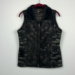 Wooly Bully Wear zippered medium quilted camo puffer vest